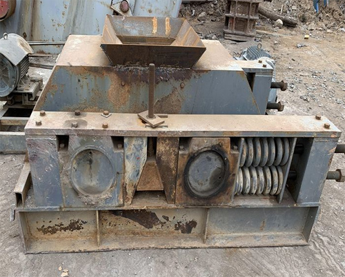 二手對輥制砂機(jī)